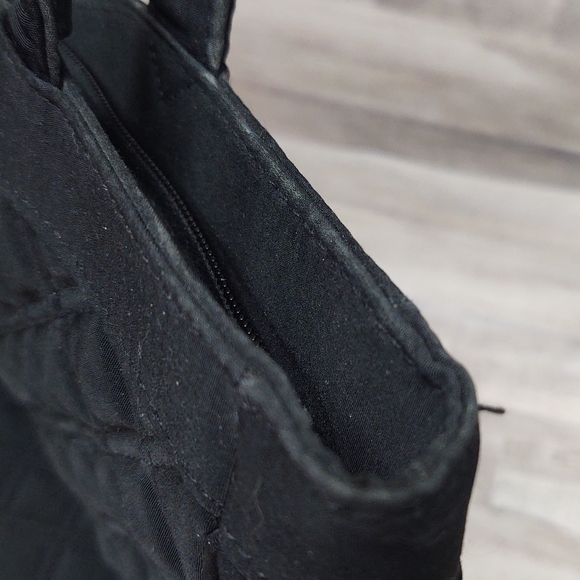 Vera Bradley~Microfiber Tote/Purse~Black - Picture 10 of 11